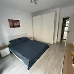 Plaza Luxury Apartment Near Presidential Palace